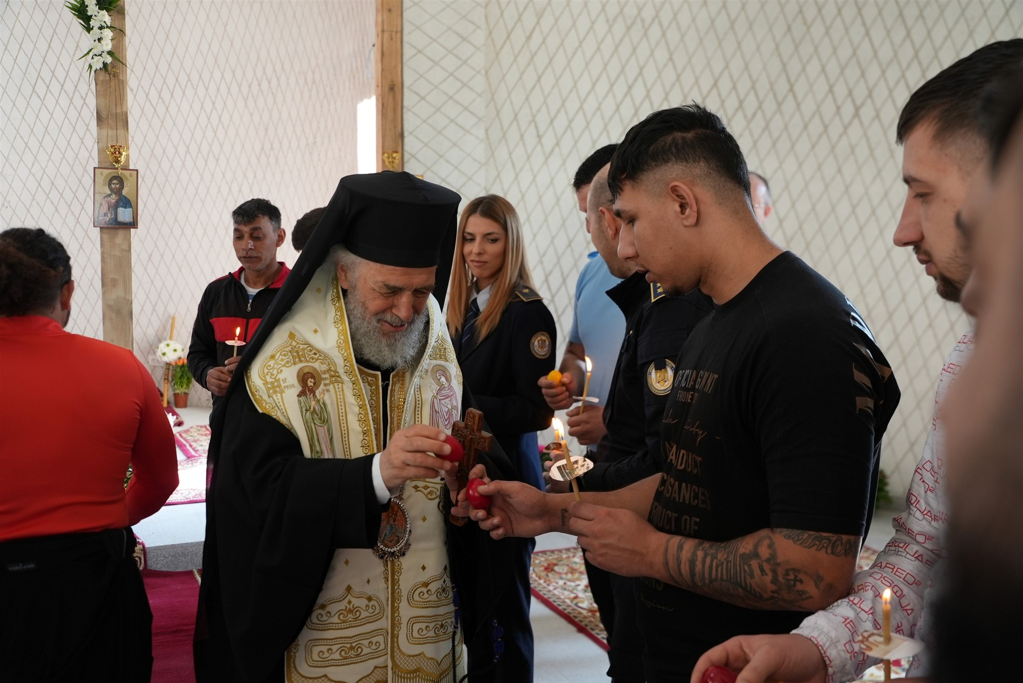 Bucuria Marelui Praznic al Învierii Domnului Iisus Hristos, la Penitenciarul din Galaţi