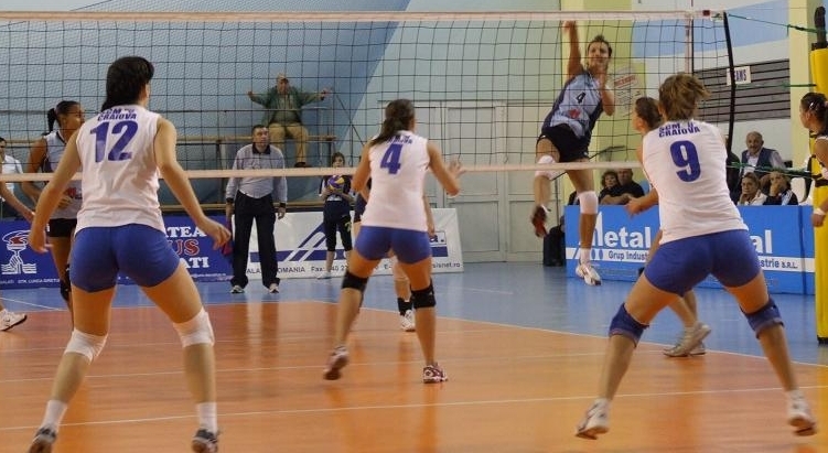 Petreceţi weekendul în tribună / Trei evenimente la Sala "Siderurgistul"