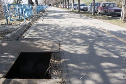 Unde nu-i cap(ac), vai de picioare! 