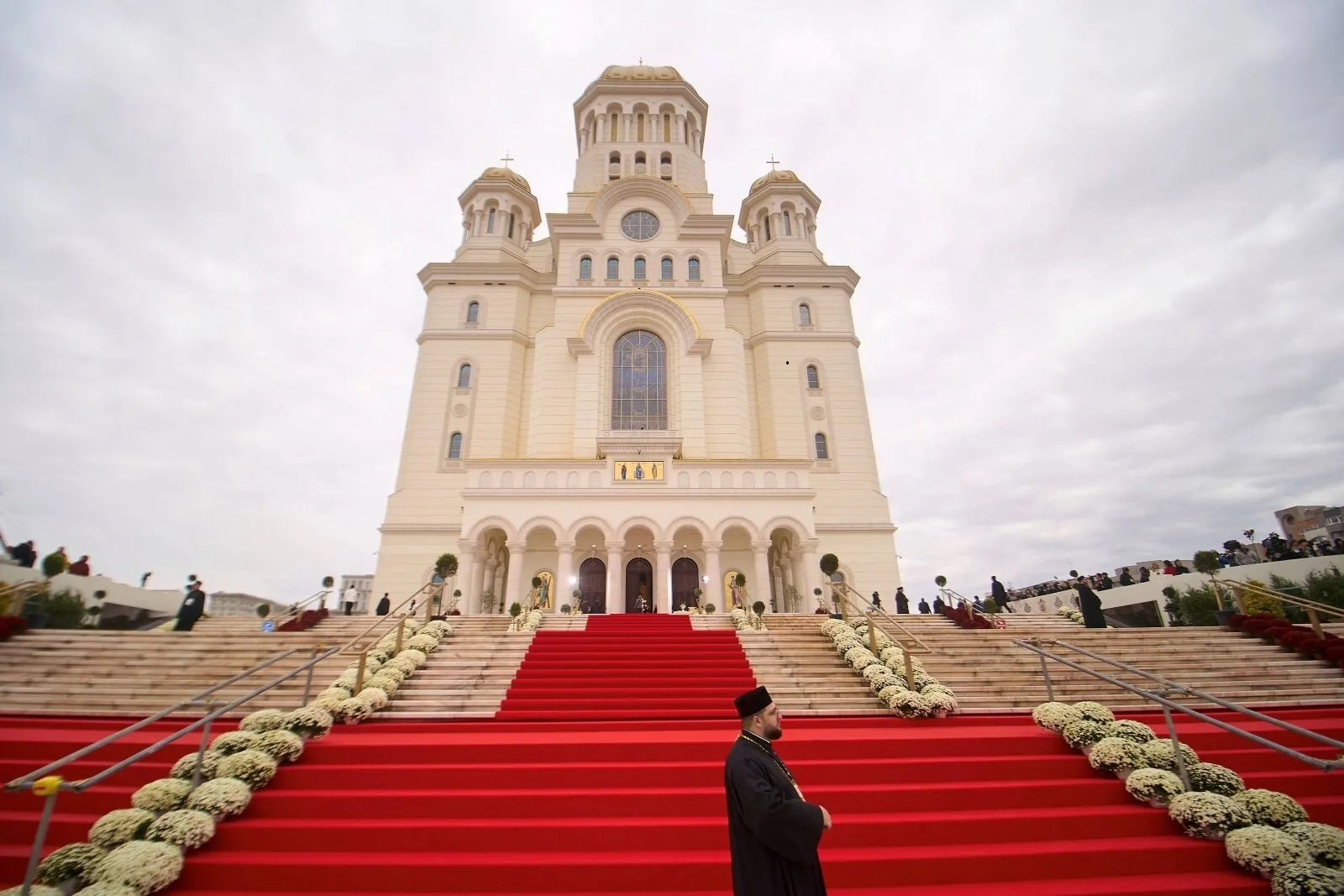 Biserica respinge categoric inițiativa de legalizare a prostituției