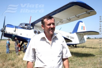 Cu avionul la omorât omizi