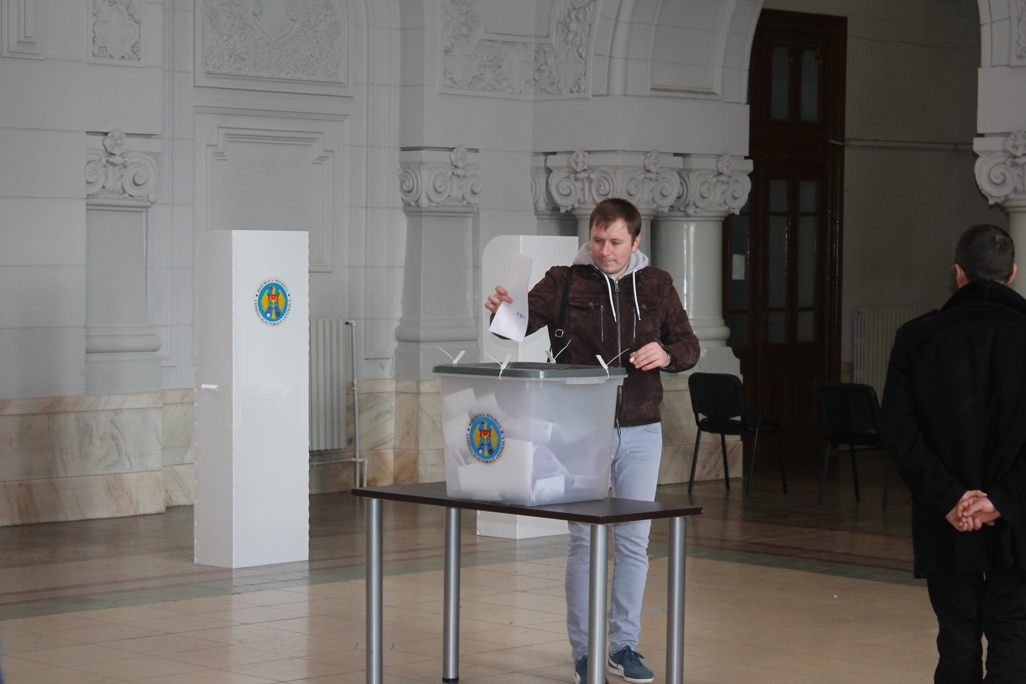 ALEGERI REPUBLICA MOLDOVA/ Basarabenii din Galaţi vor un VIITOR EUROPEAN