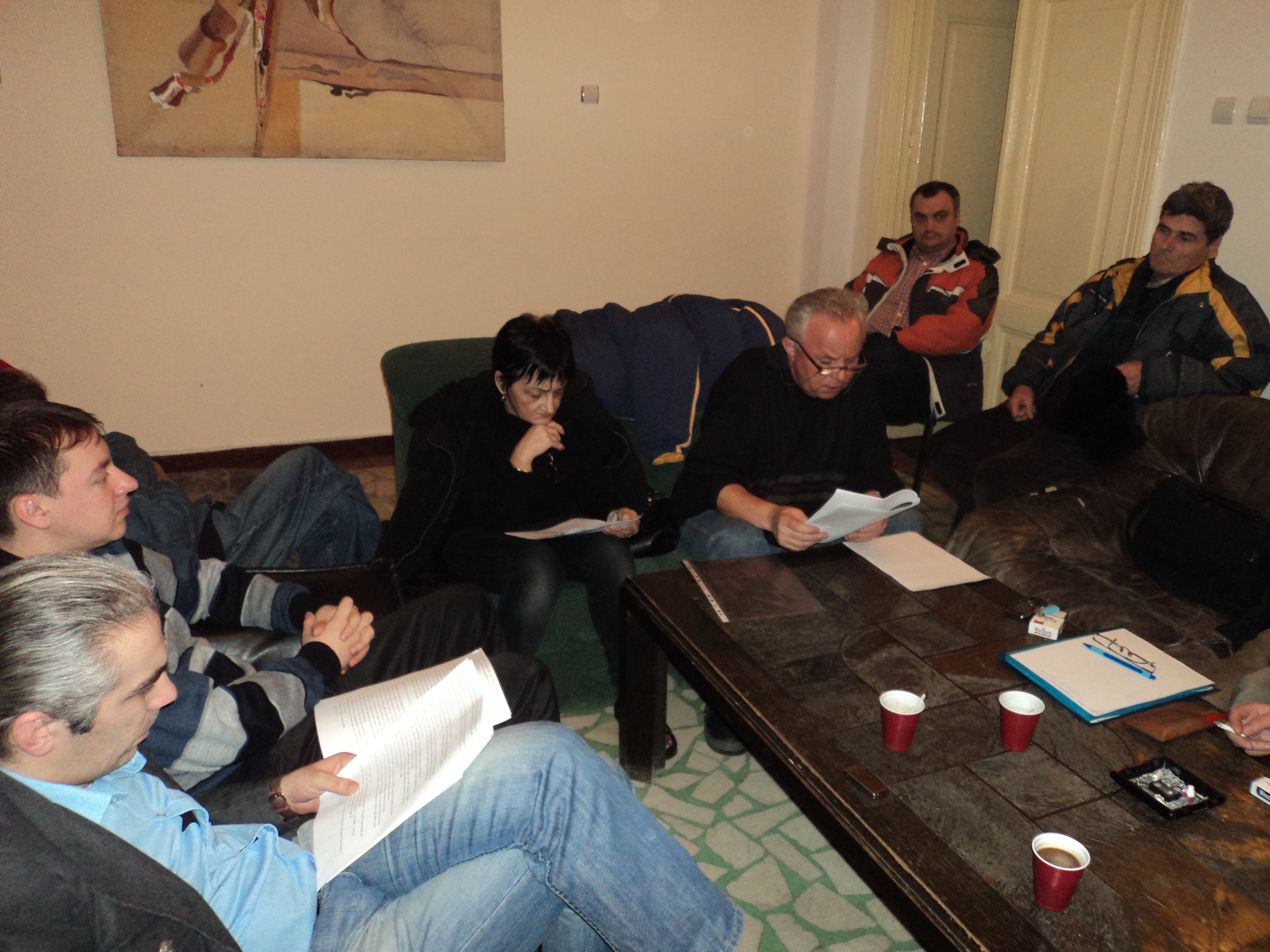 Cronică de cenaclu: Mai citeşte-ne, Avrame!