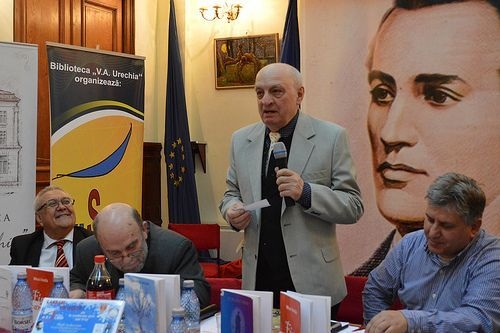 La Salonul Bibliotecii „Urechia” din Galaţi au LANSAT CĂRŢI brăilenii