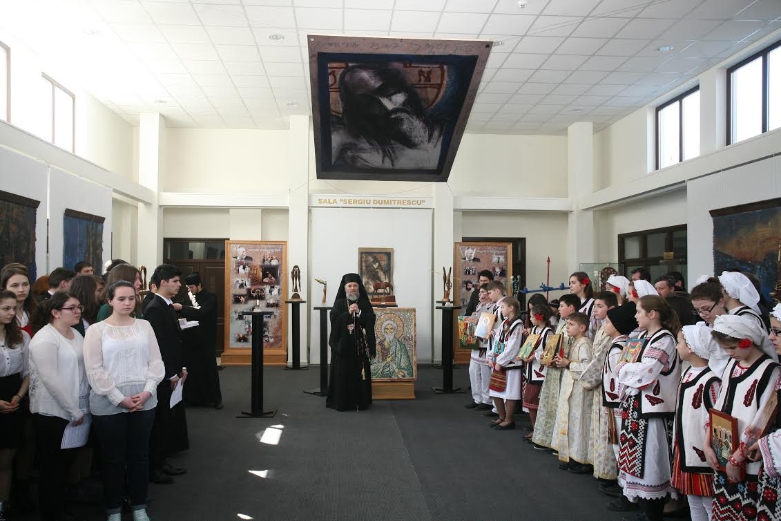 EXPOZIȚIE de icoane, la sala „Sergiu Dumitrescu”