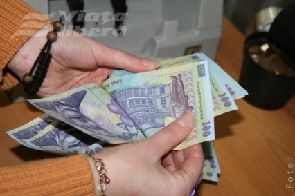 Cu al 13-lea salariu în coadă de peşte