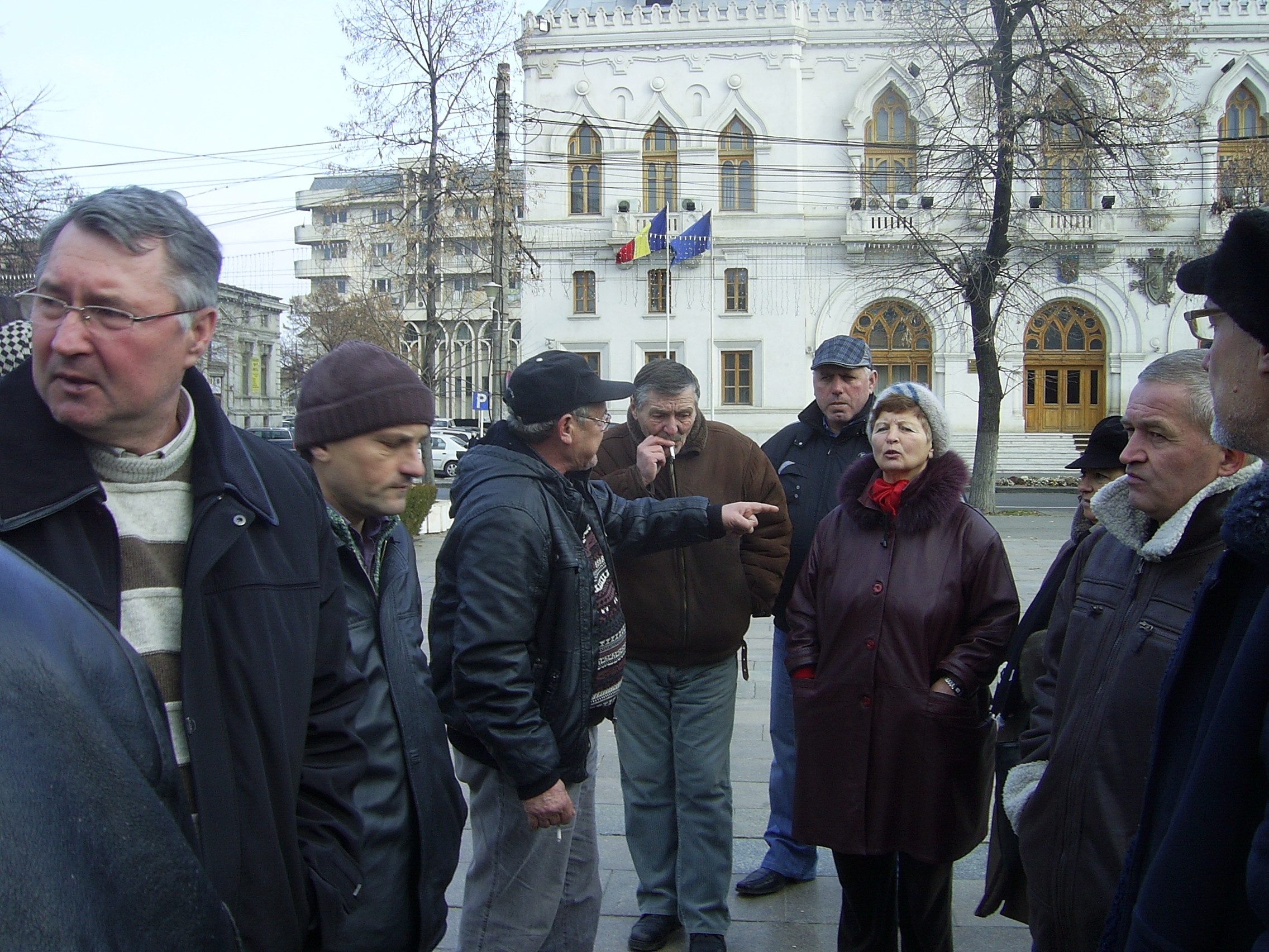 Revoluţionarii au depus o petiţie la Prefectură