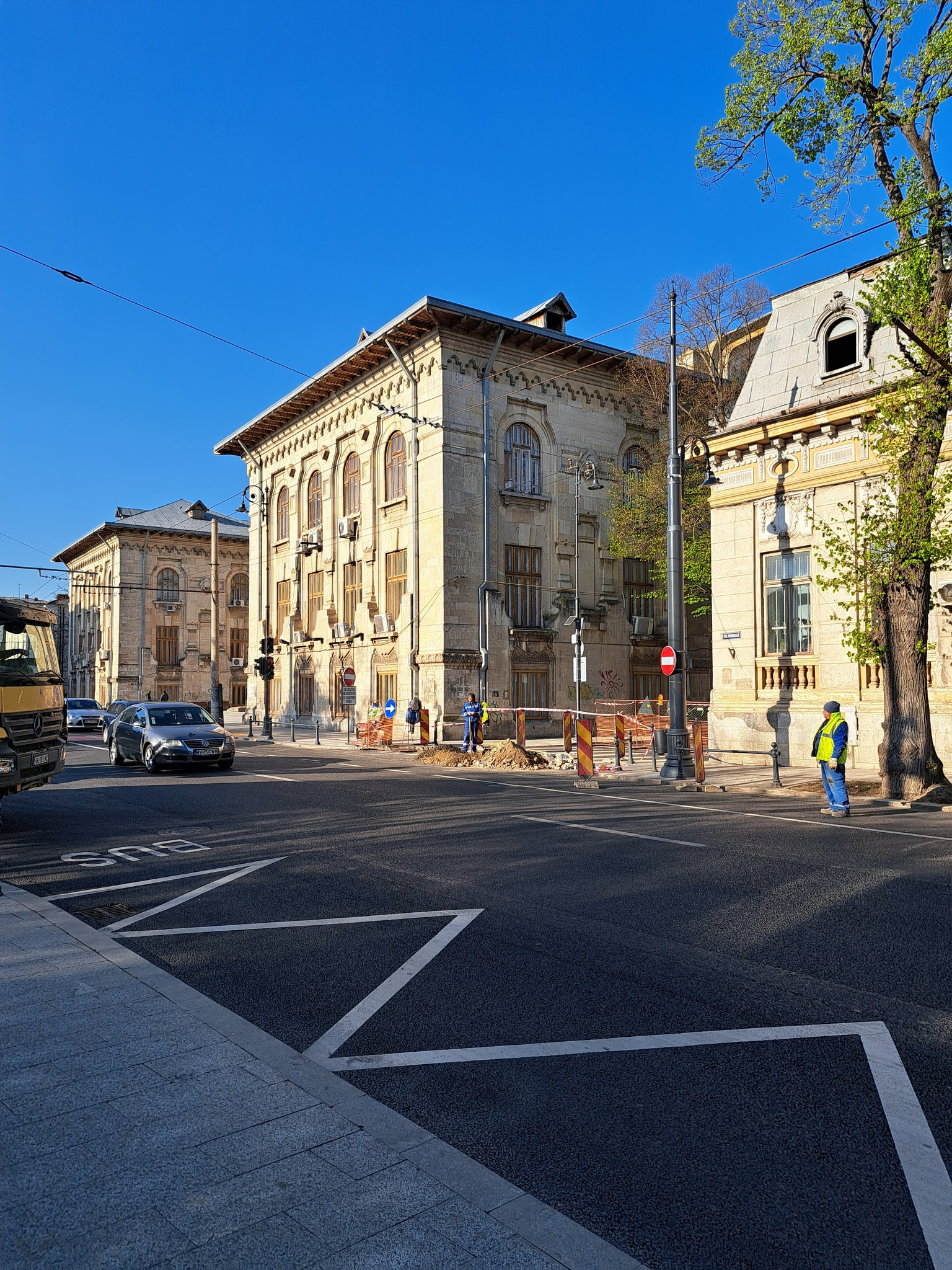 Restricţii de trafic şi un traseu deviat, pe strada Domnească