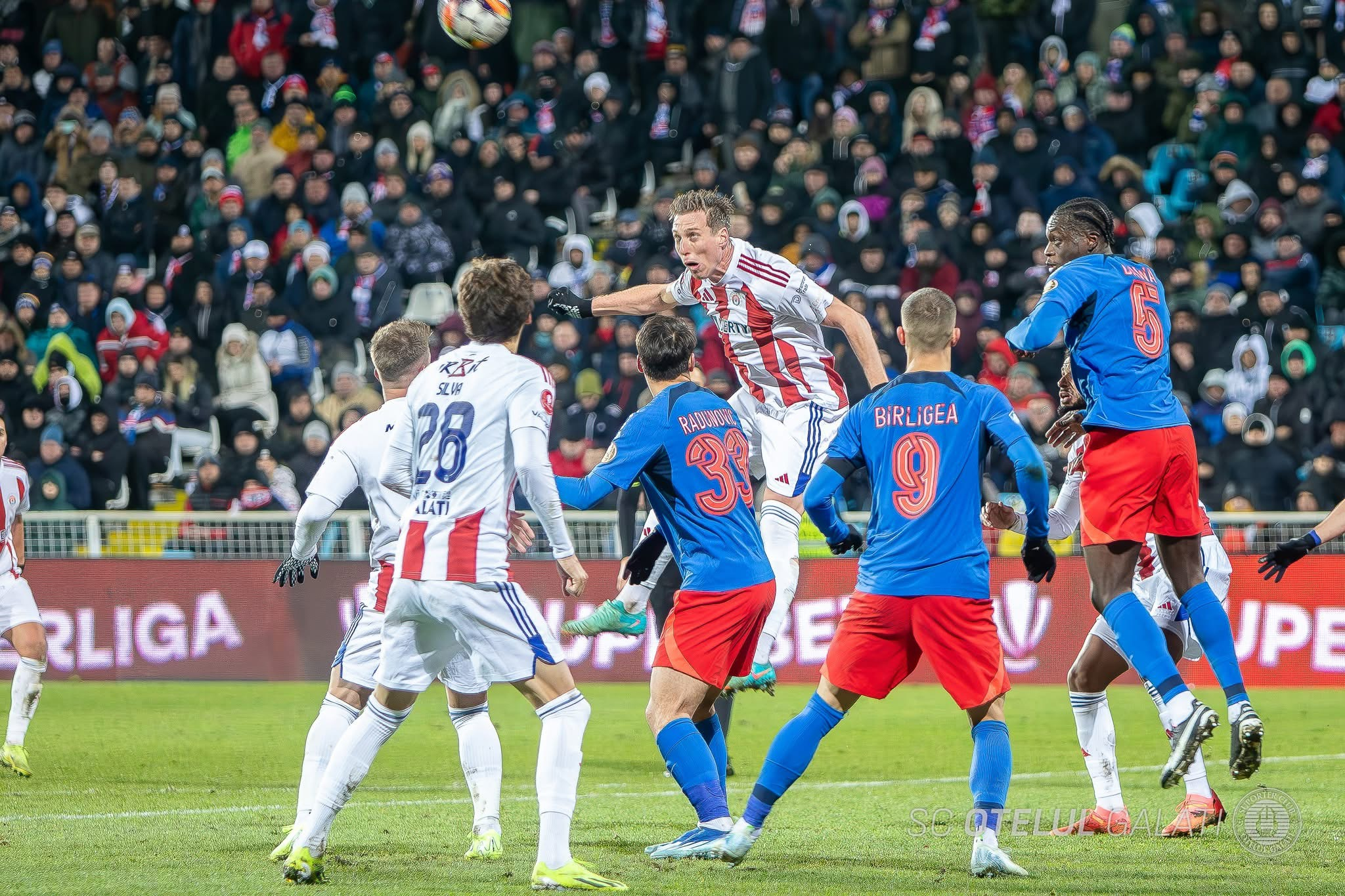 CSM Rm. Vâlcea - Oțelul: obligați la victorie