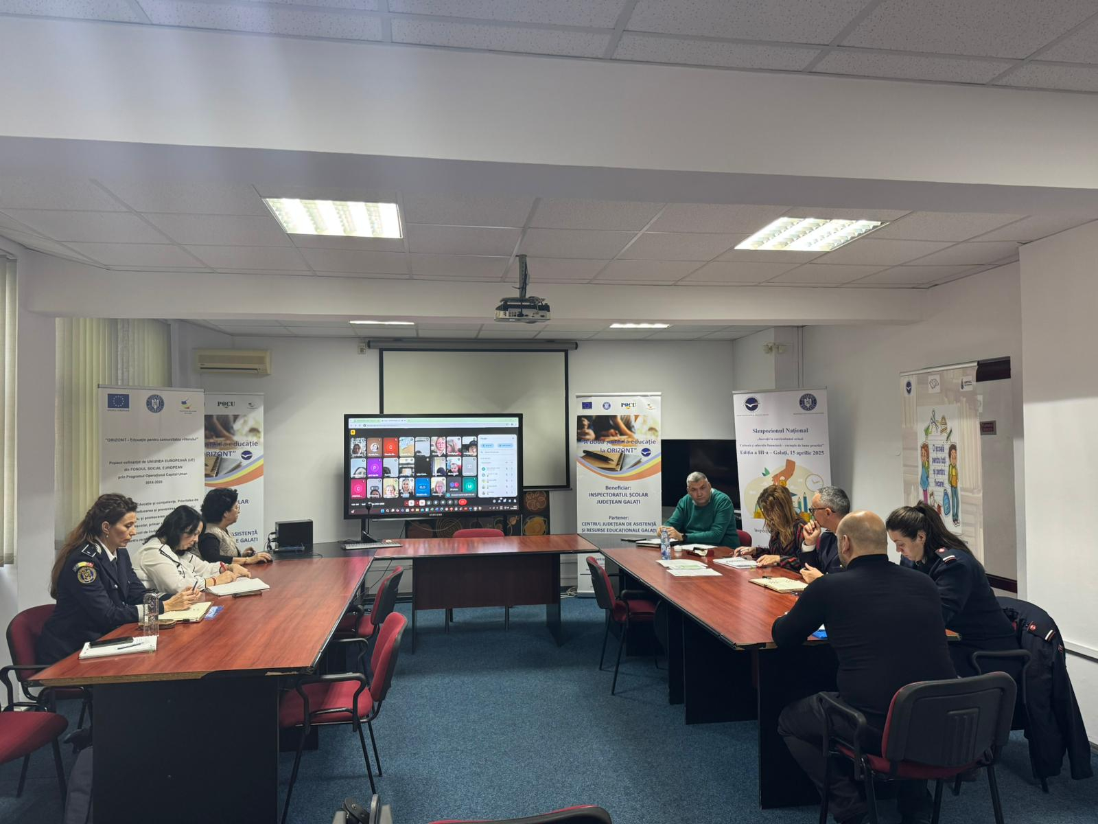 Polițiști, inspectori școlari și elevi și-au dat mâna pentru o circulație rutieră sigură