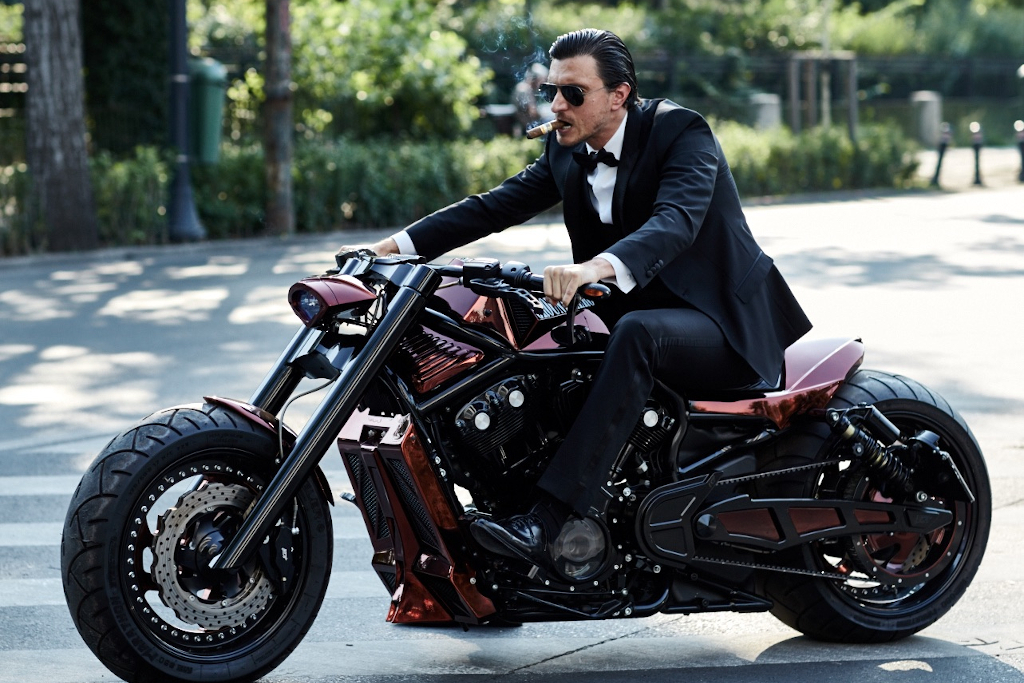 Ministerul Justiției se interesează, discret, de situația juridică a fugarului Dragos Săvulescu