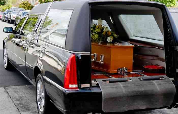 5.000 de euro pentru repatrierea românilor decedaţi în străinătate