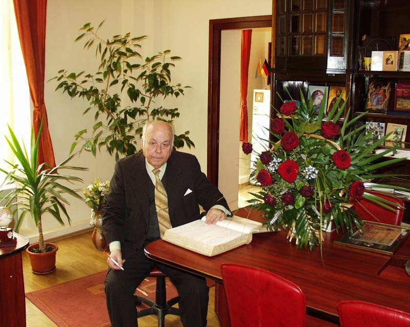 Moment unic: Astăzi se botează Şcoala Nr. 2