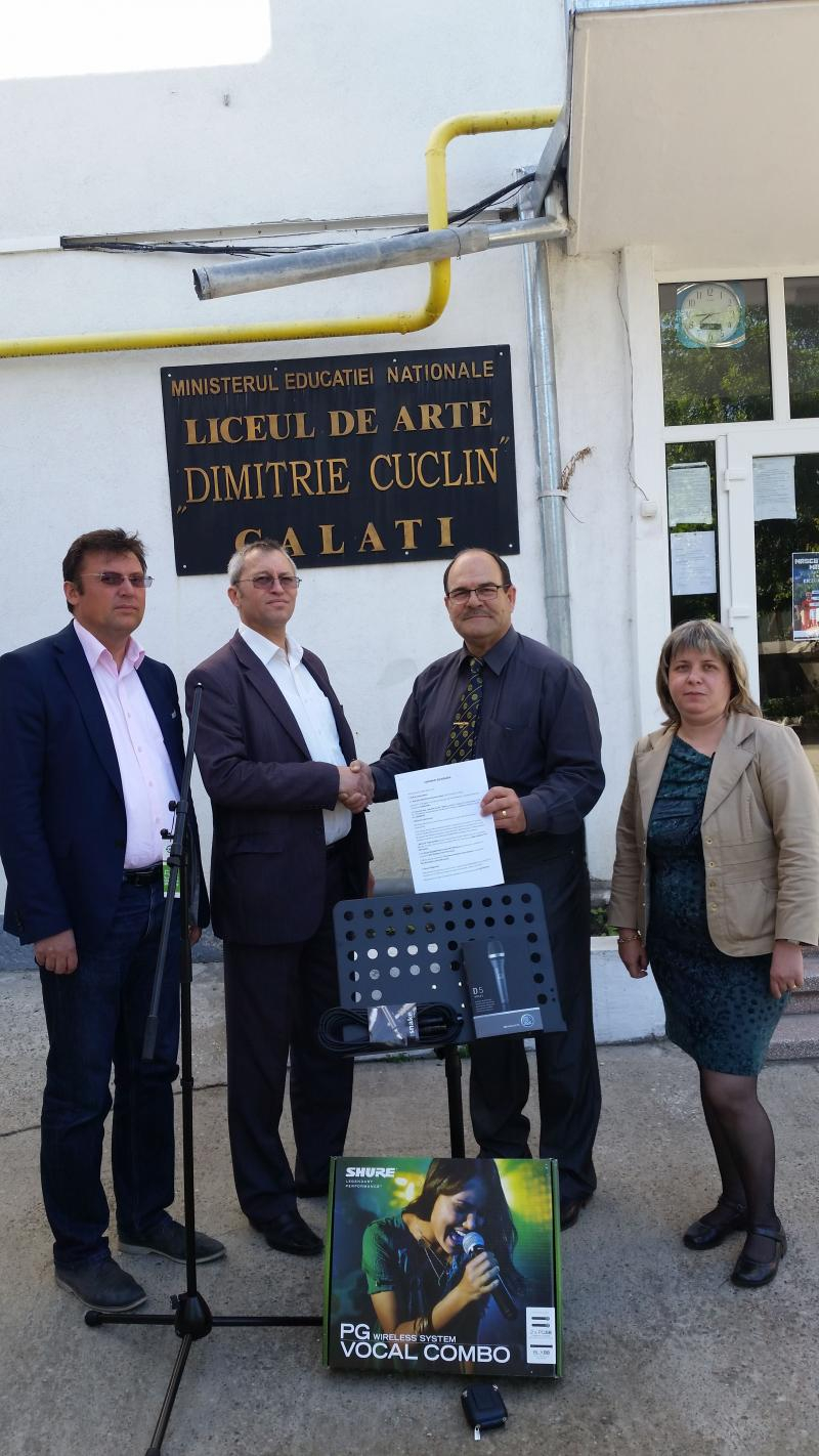 Clubul ROTARY DONARIS a dotat Liceul de Arte