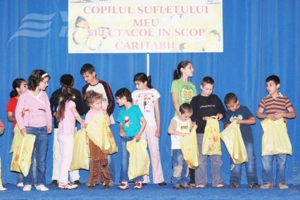 Acţiune caritabilă a studenţilor de la Danubius