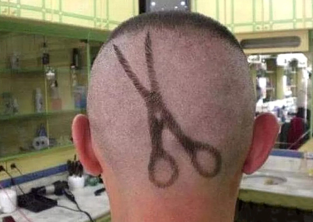 Ne-a pus Dumnezeu mâna și foarfeca-n cap