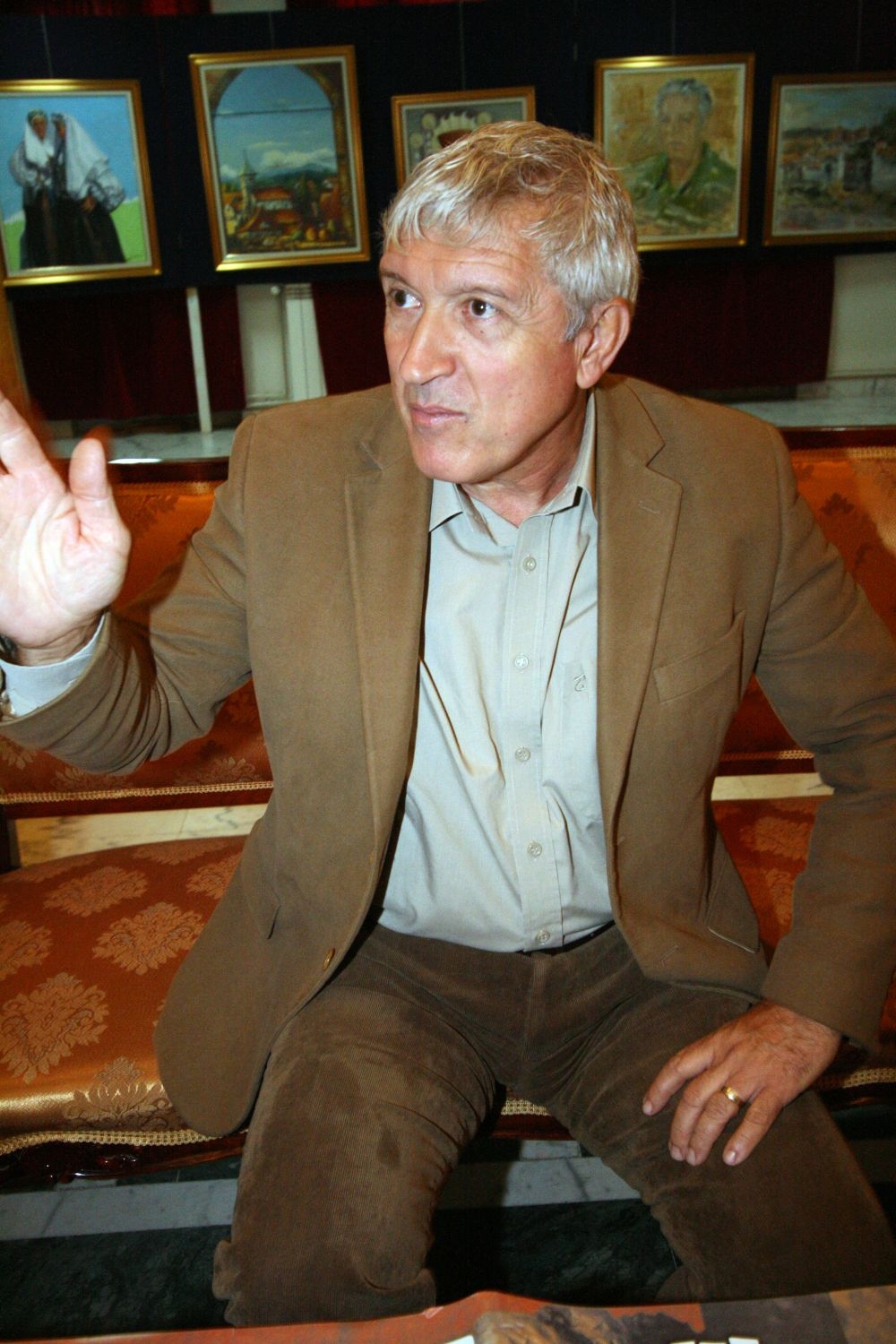 INTERVIU Mircea Diaconu, la Galaţi: "Tehnologia ascunde monştri!"