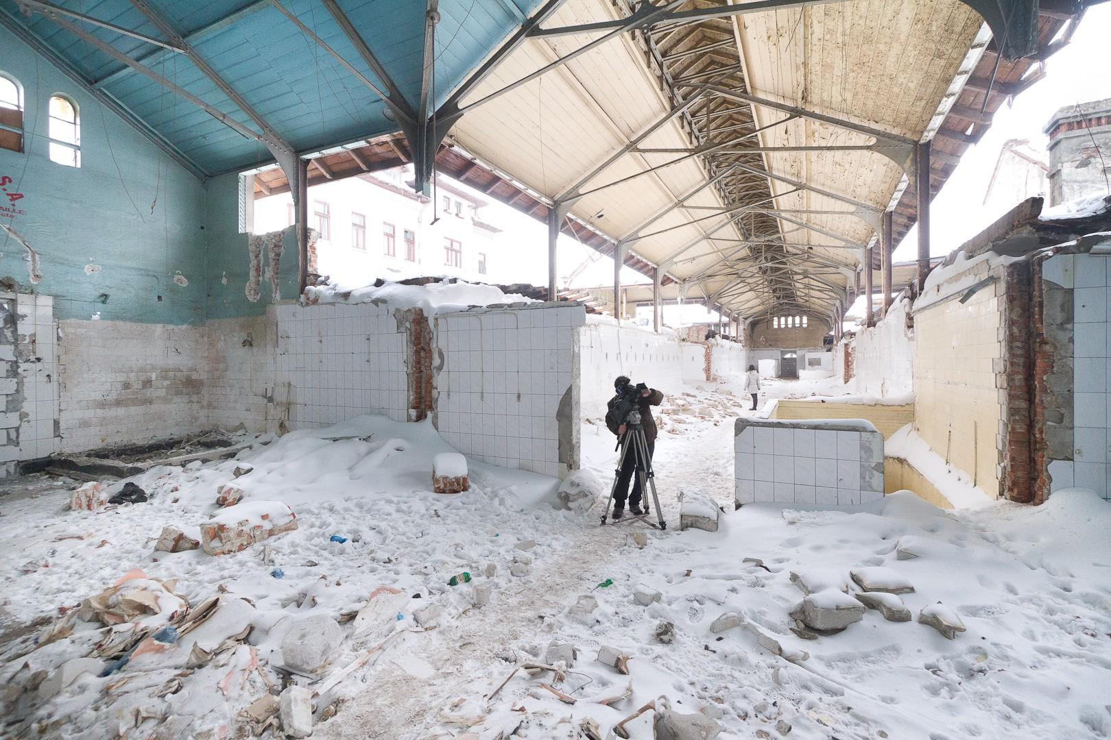 Demolare fără autorizaţie