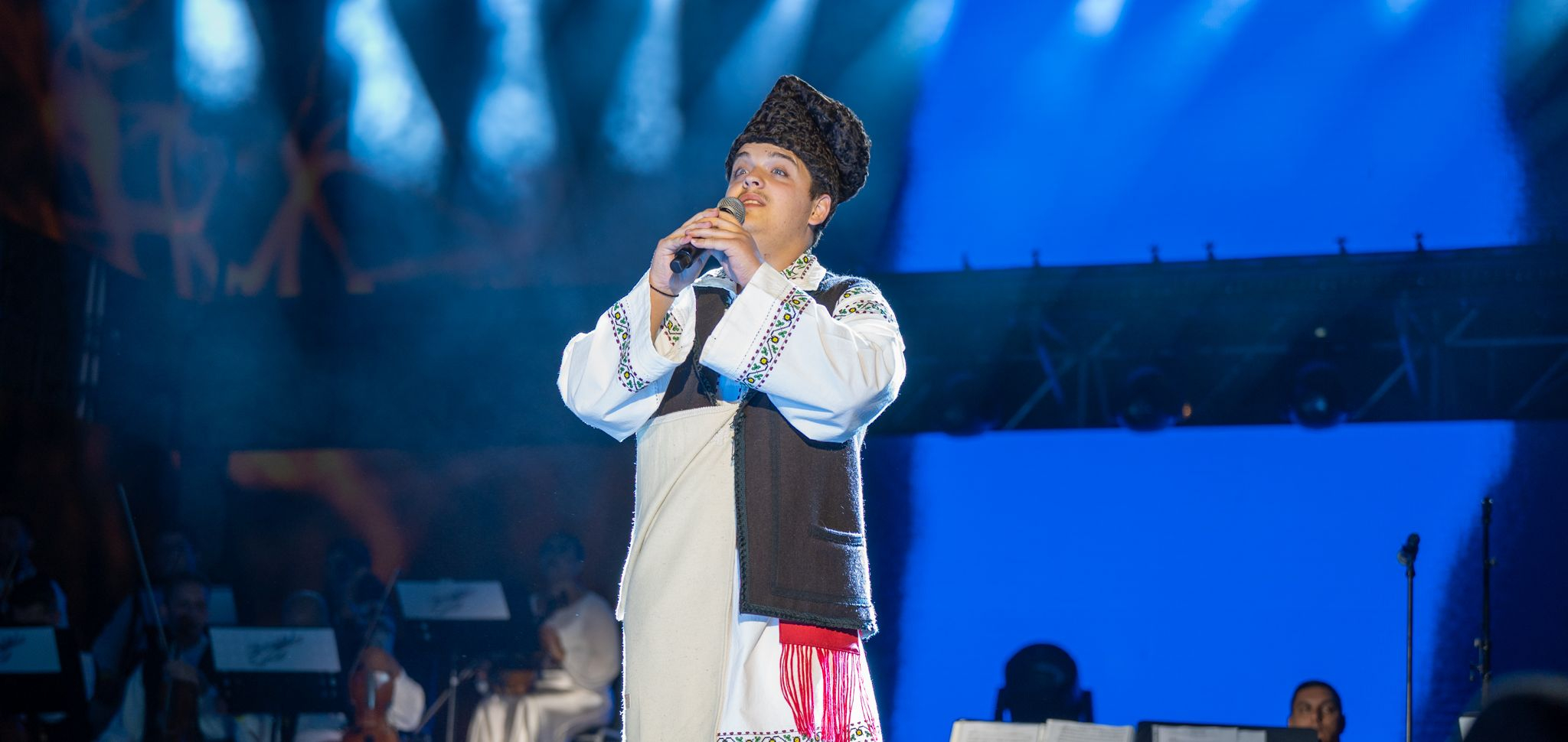 Gălăţeanul Grigoraş Moisă, pe scena Festivalului Cântecului Popular Mamaia 2025 (FOTO)