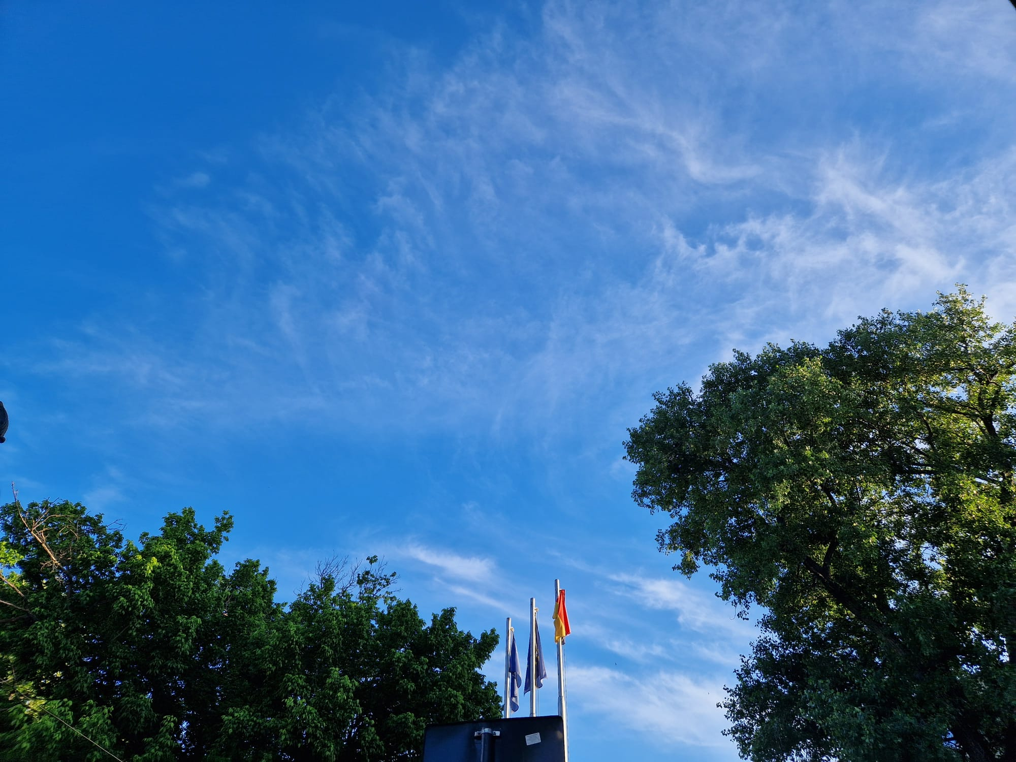 Vreme frumoasă şi caldă