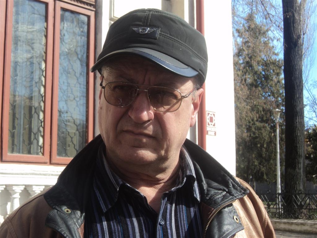 Vox populi: ştiu guvernele să împartă fondurile?