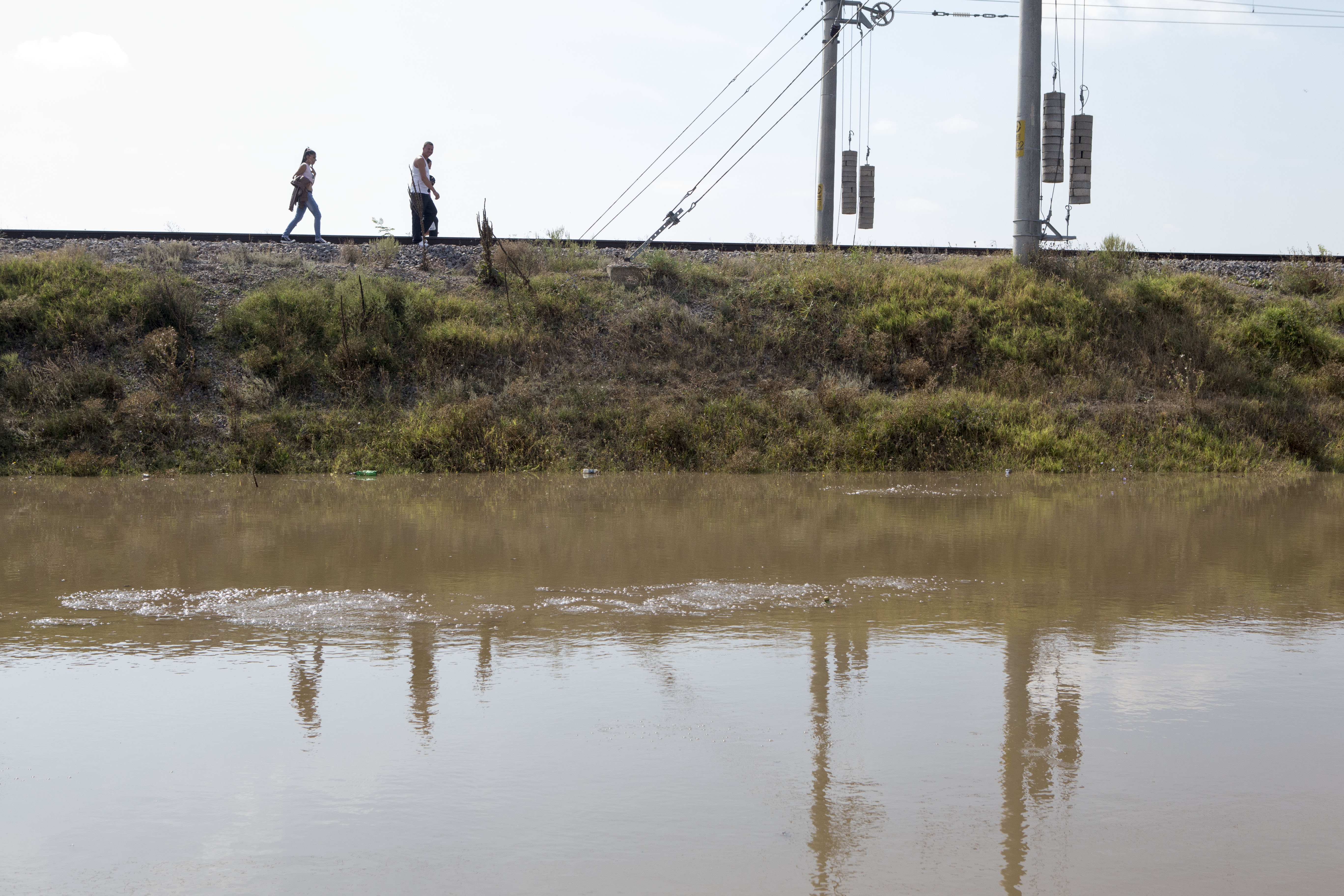 Raport de la Gospodarirea Apelor: Diguri în aşteptarea refacerii