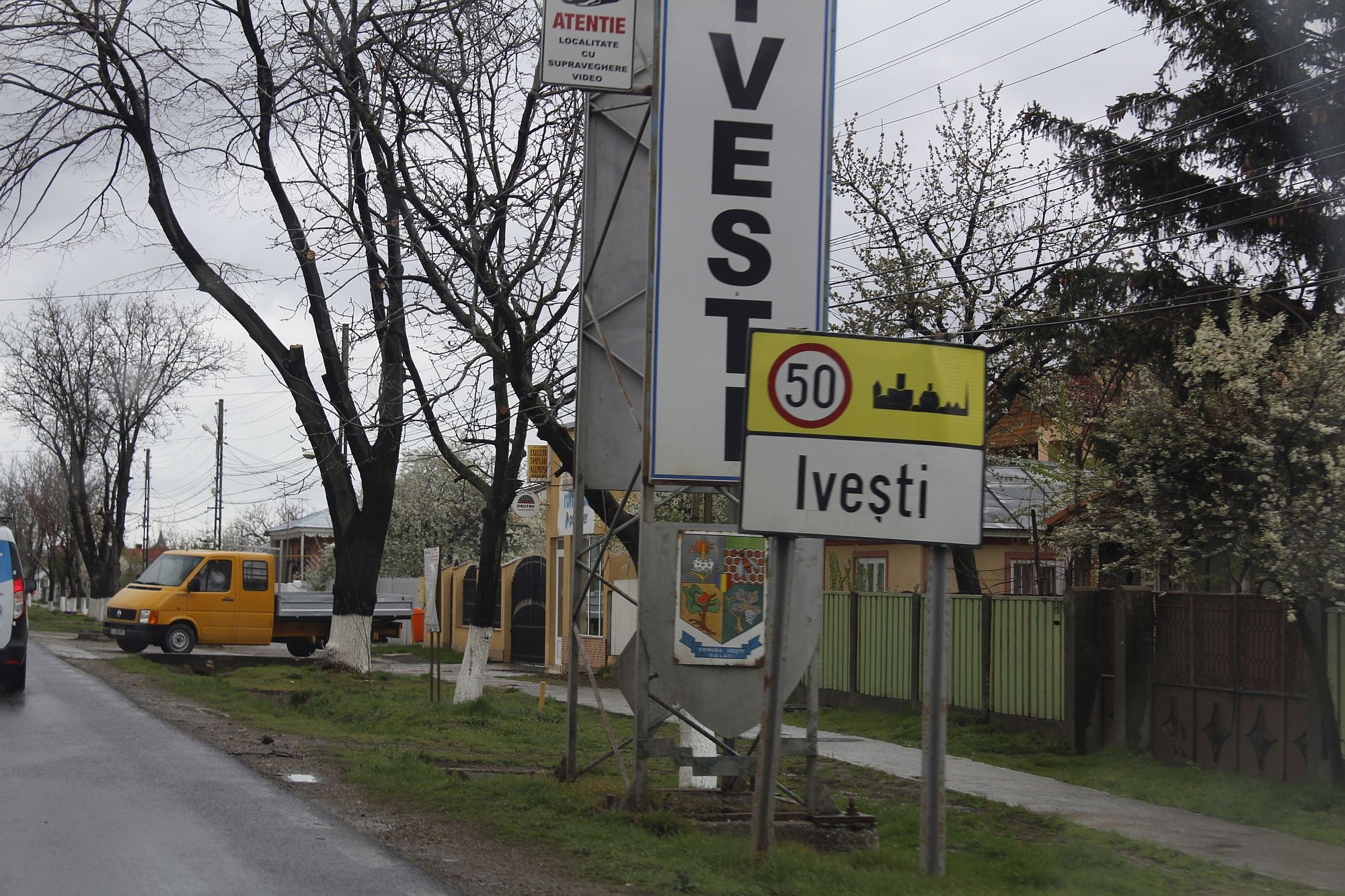 Drumuri, modernizări, dar şi educaţie. IVEȘTI, comuna proiectelor