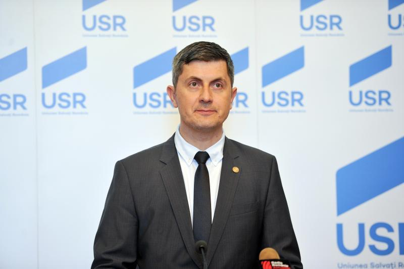 USR cere demisia Guvernului Dăncilă