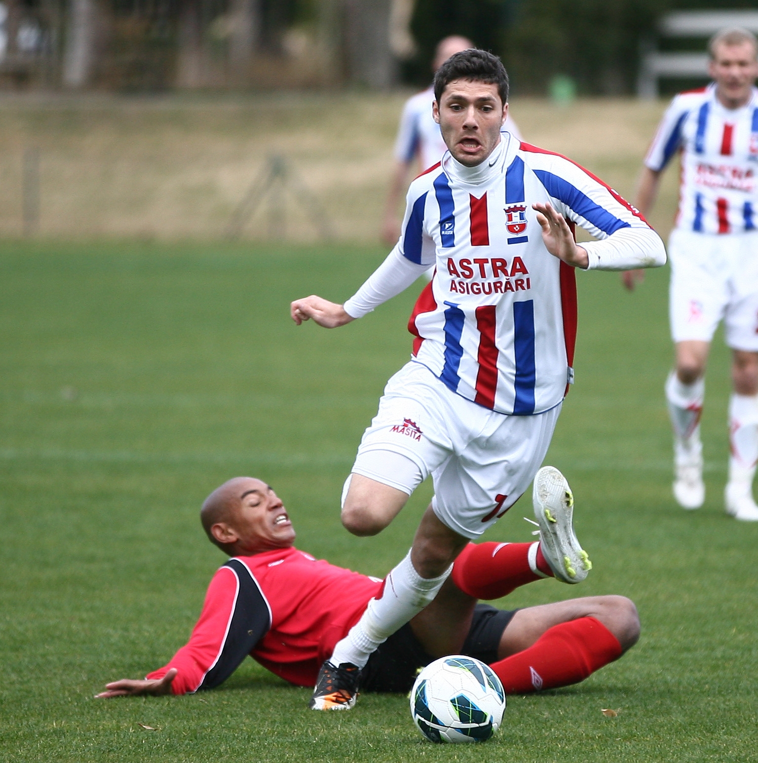 Probleme la legitimarea lui Curelea