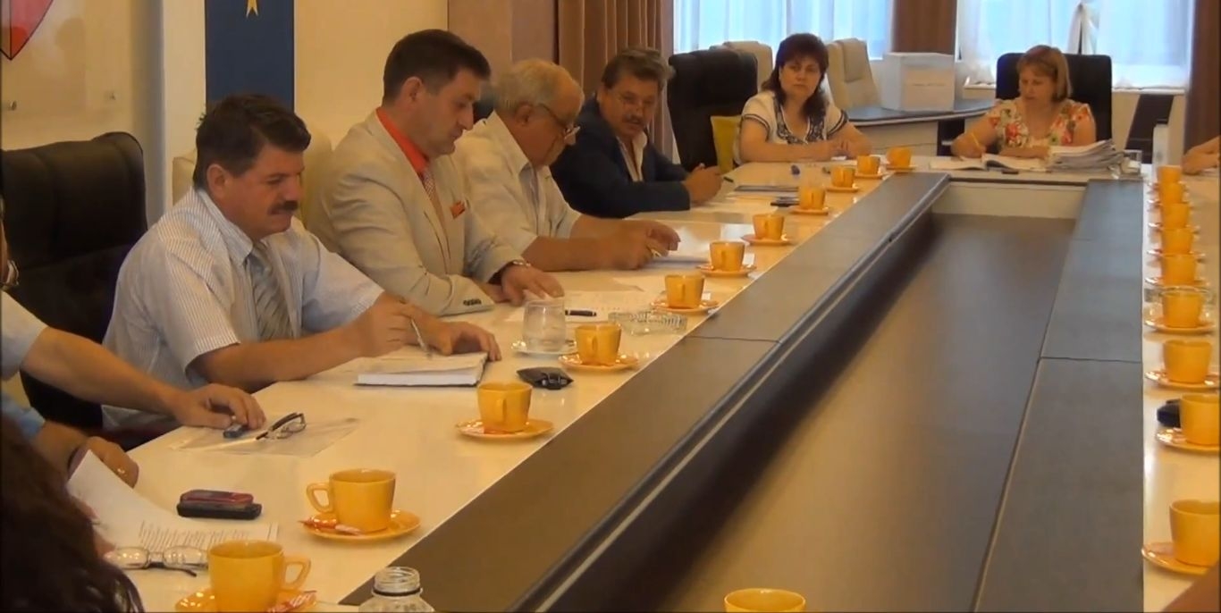 Răfuială administrativă/ SCANDAL după DEMITEREA celor şapte directori (VIDEO)