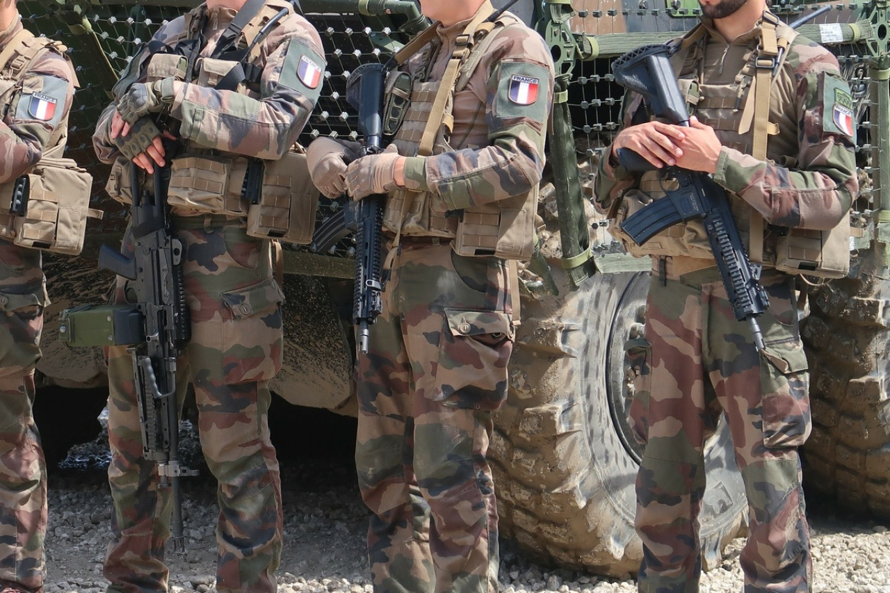 Franța a început campania de recrutare a voluntarilor