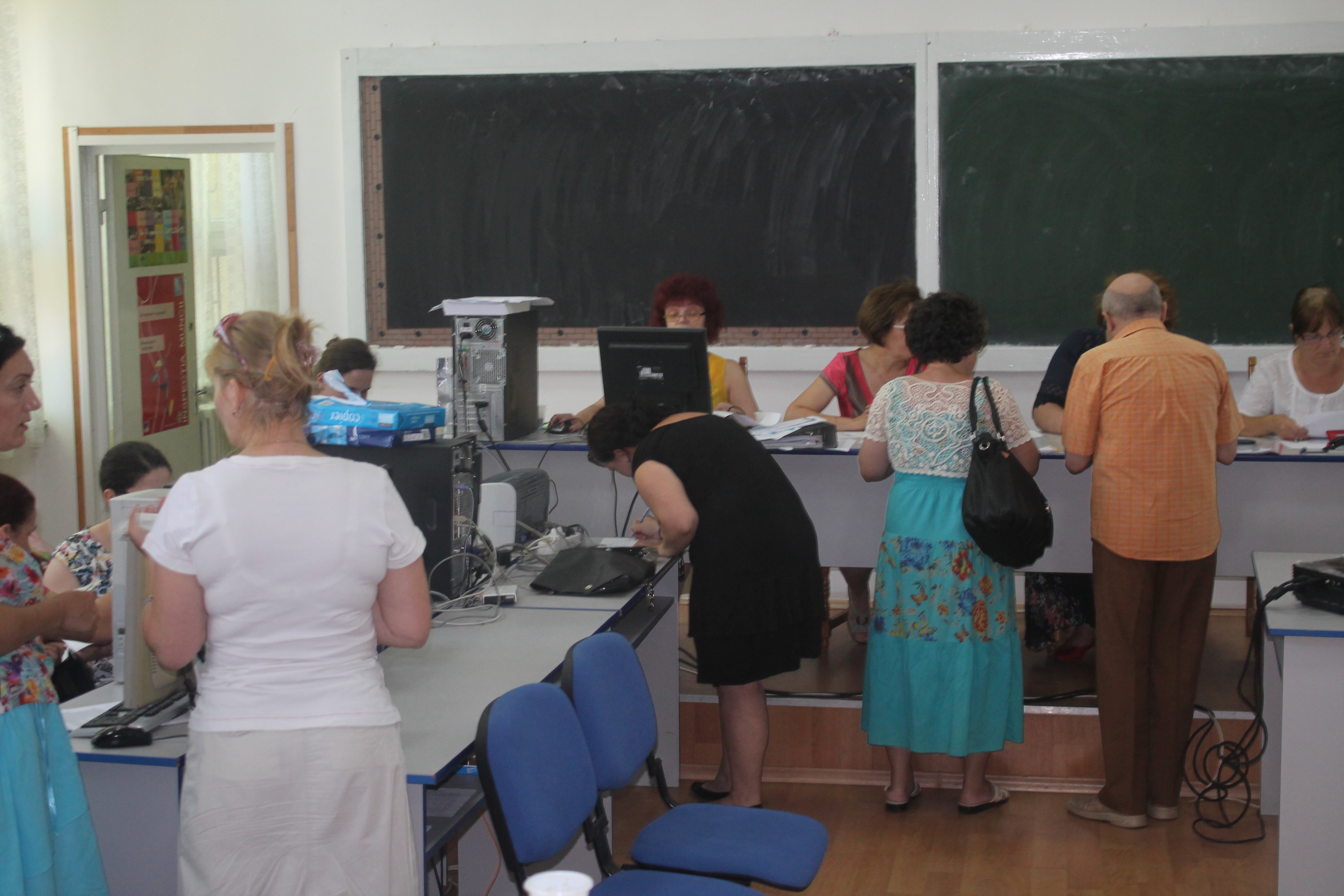 REPARTIŢIA după TITULARIZARE/ PROFESORII gălăţeni, între bucuria REUŞITEI şi grija NAVETEI