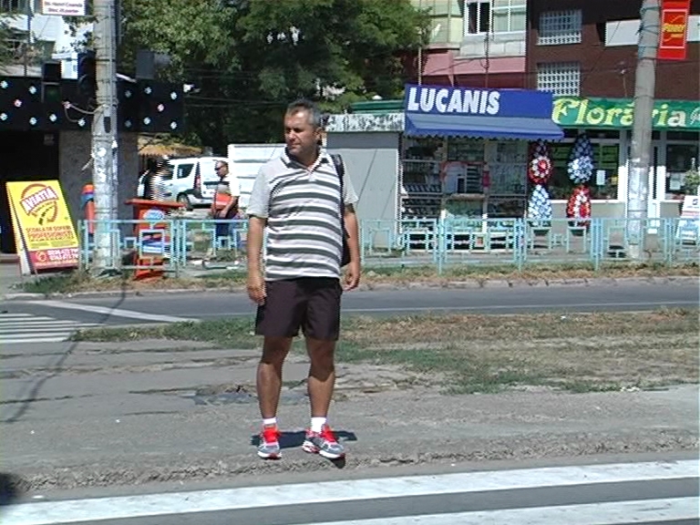 Un gălăţean susţine că a fost agresat de poliţişti