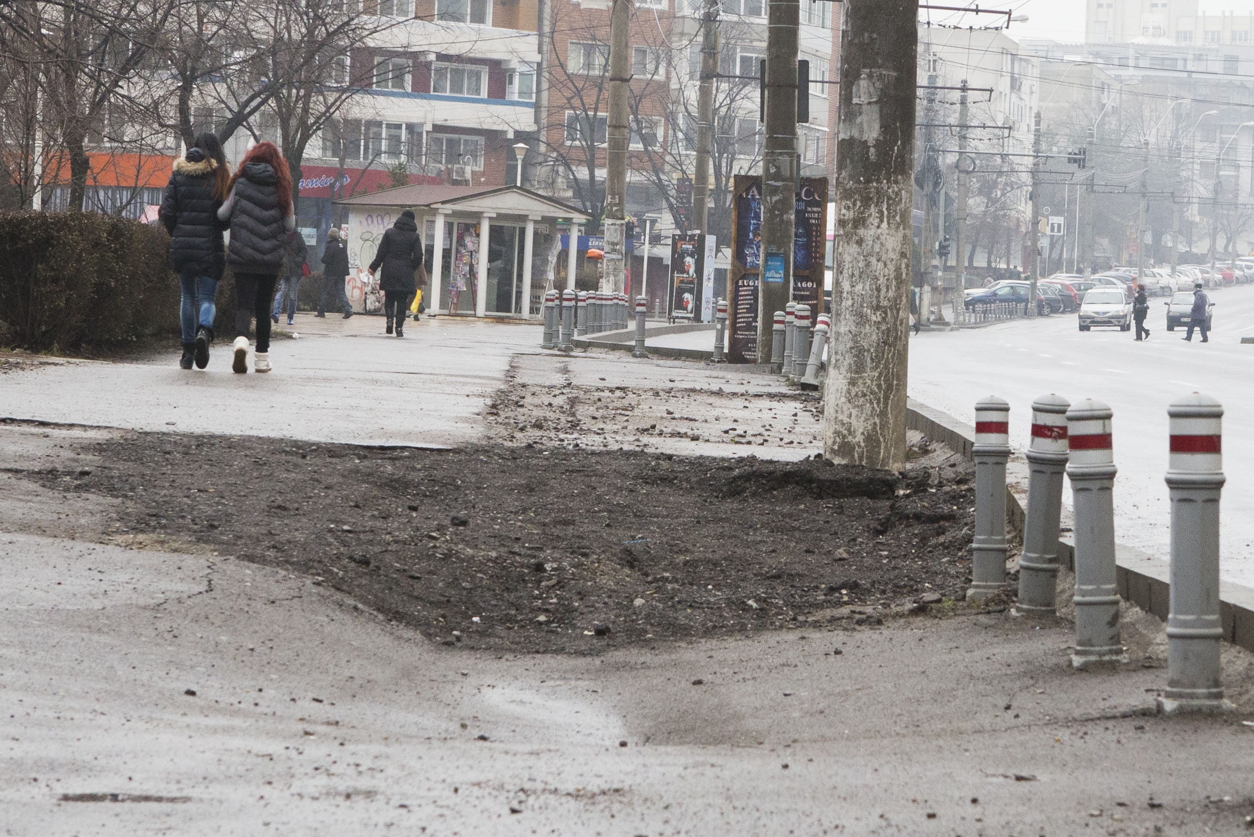 PRIMĂRIA vrea să afle, printr-un STUDIU de 200.000 de lei, unde se (mai) SCUFUNDĂ GALAŢIUL