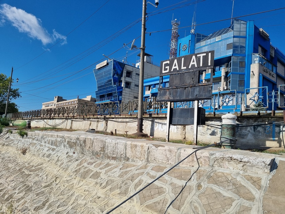 Angajaţii AFDJ amenință cu grevă generală şi blocarea navigaţiei pe Dunăre