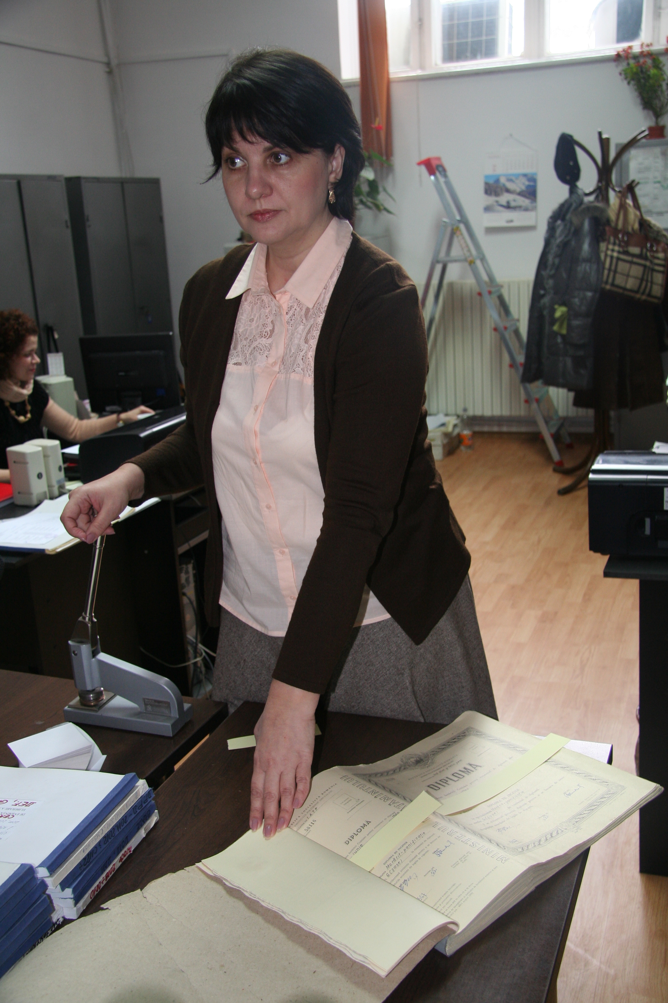 Un absolvent al "Dunării de Jos" din 1969 nu şi-a ridicat diploma nici acum