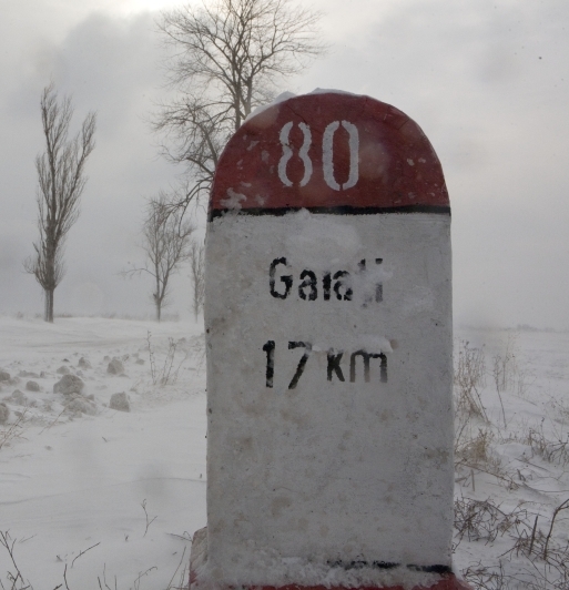 Starea şoselelor la ora 16.00: Un drum naţional şi 13 artere judeţene blocate în continuare  