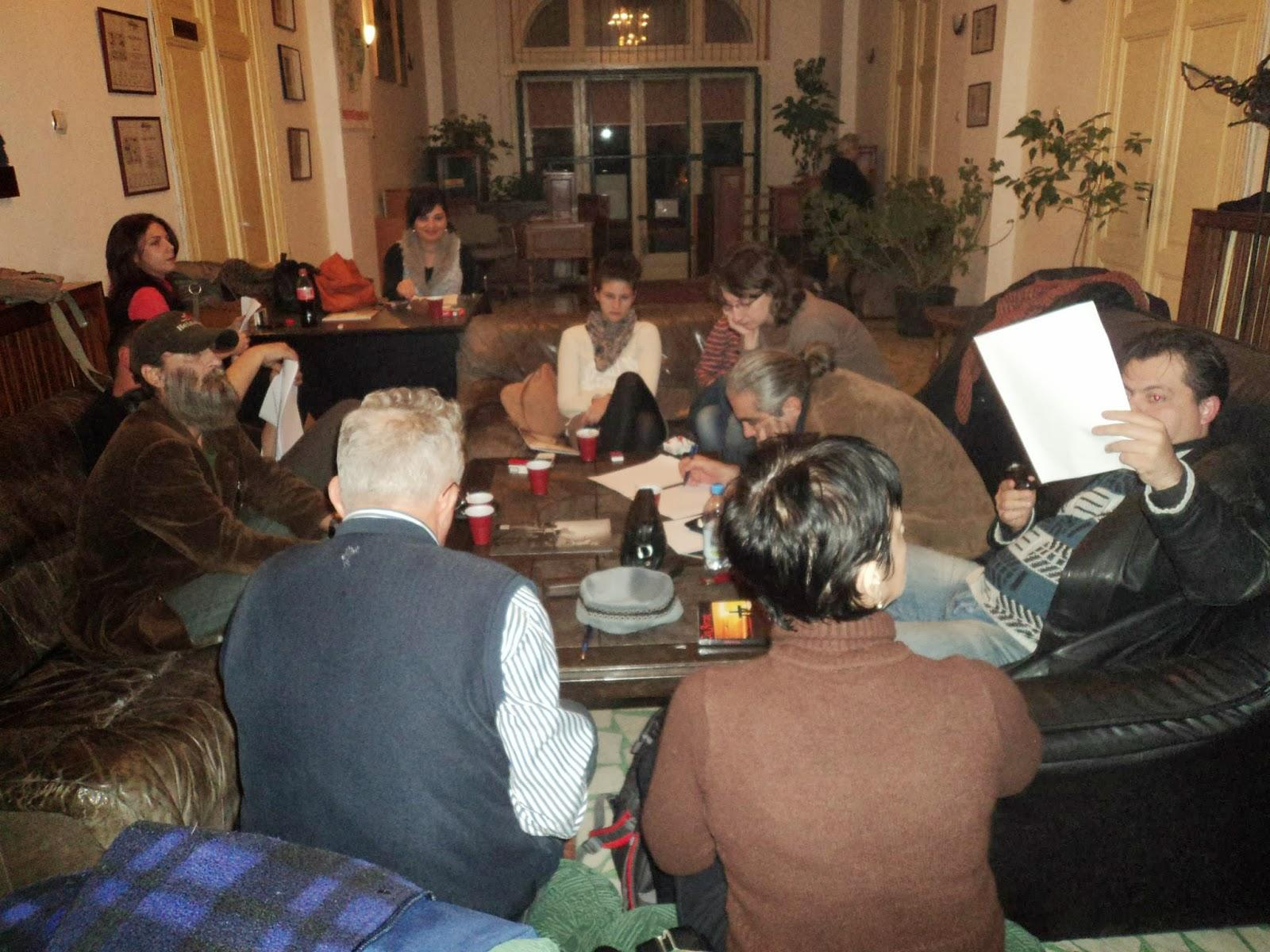 ”Noduri și semne” merge la Marină