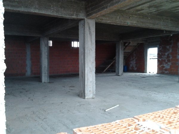 Ţăranul nu mai are bani de casă