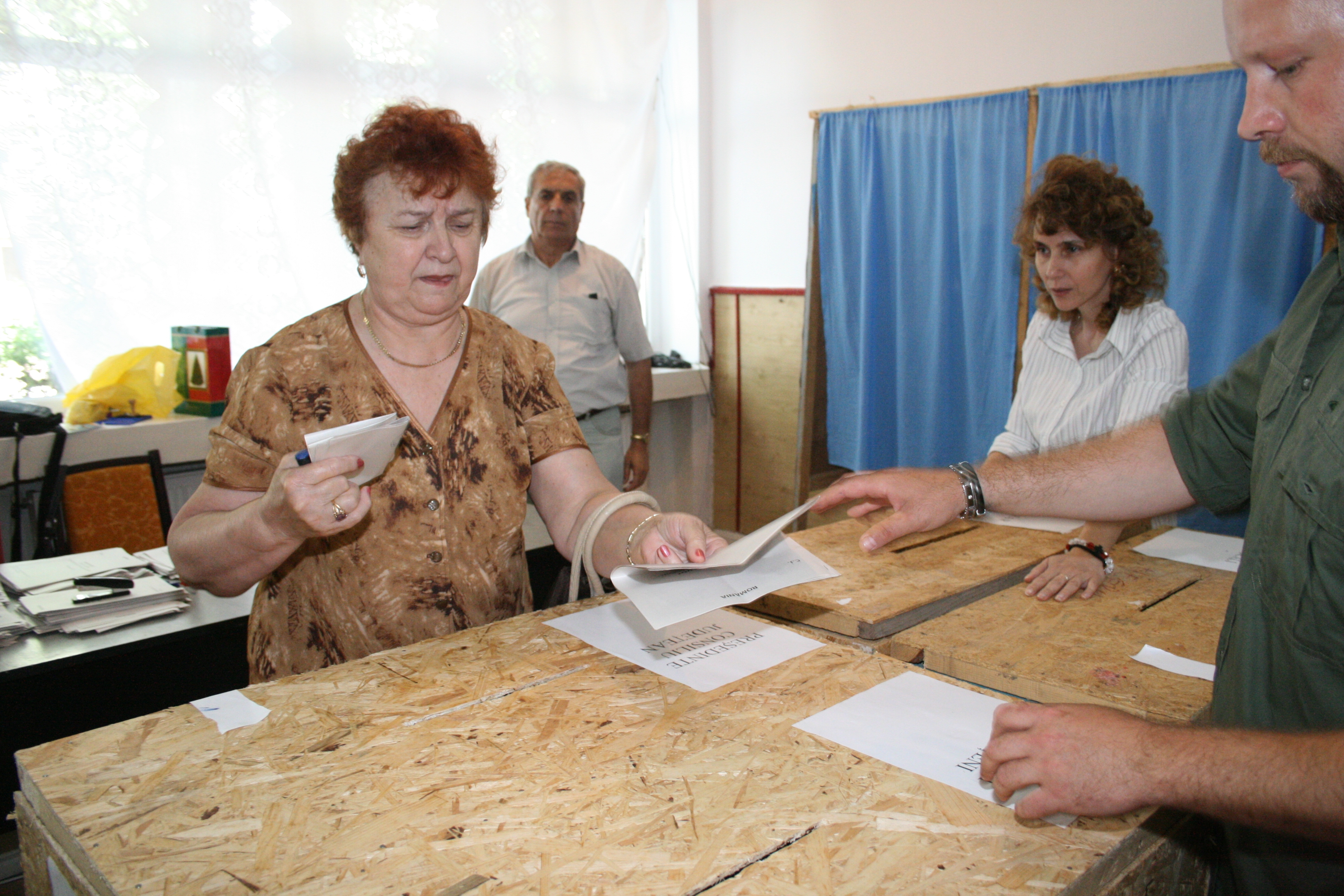Câţi mergem, de fapt, la vot? 