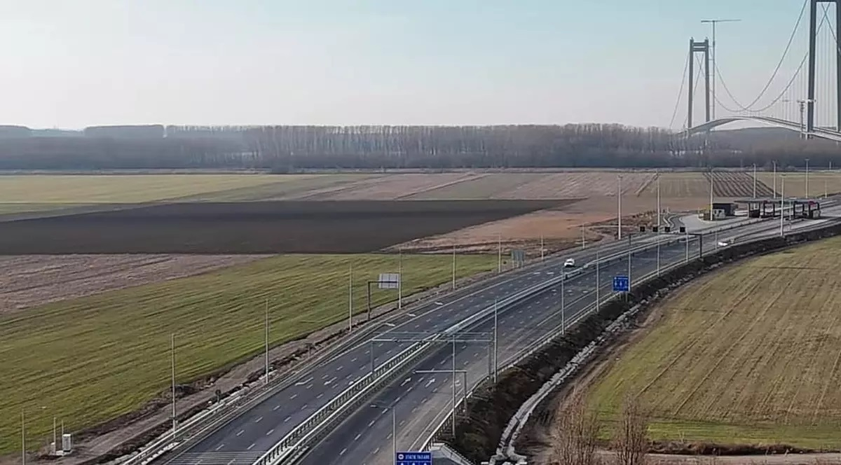 Drumul expres Galați - Brăila, din nou amânat. Podul peste Siret le dă bătăi de cap constructorilor