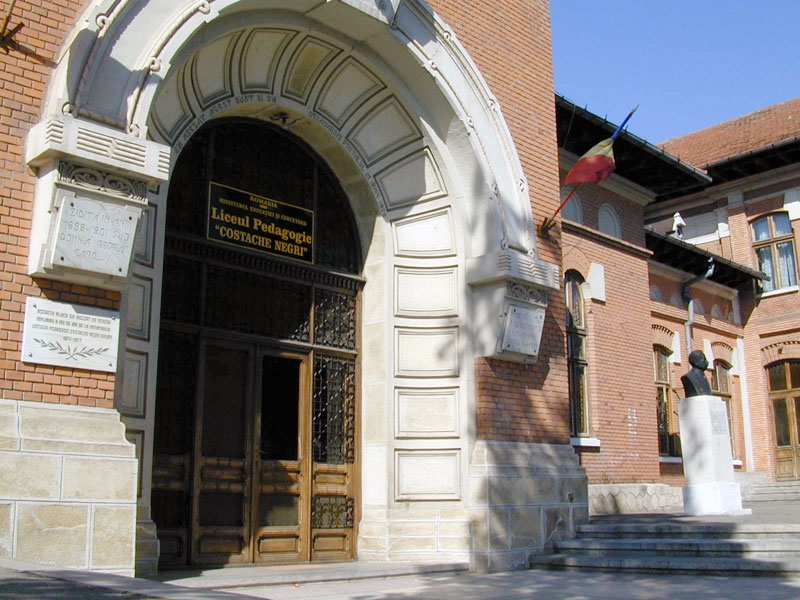 Investiţie de 1,2 milioane de lei la Pedagogic pentru modernizarea punctului termic