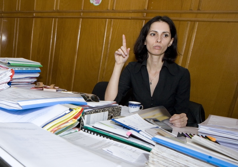 De ce e Galaţiul plin de kitschuri?