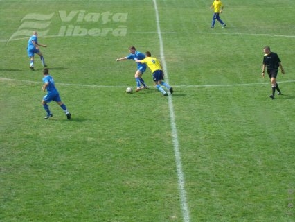 Frontiera-Poliţia Comunitară bate tot