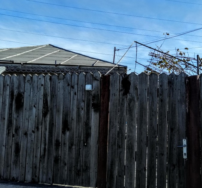 Hoţ înjunghiat mortal de proprietarul casei vizate