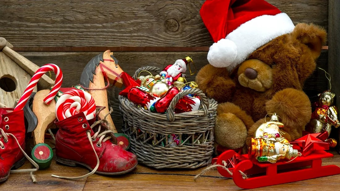 Cum se aleg jucăriile și dulciurile pentru sărbătorile de iarnă