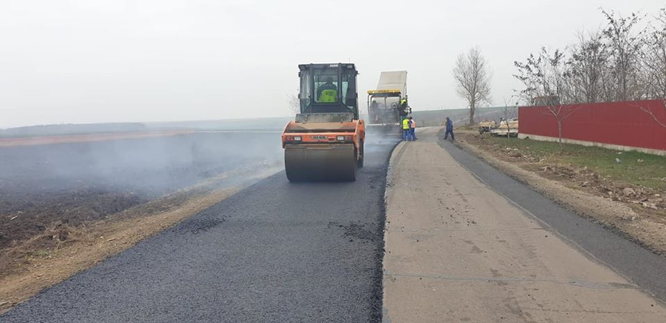 Lucrări în curs pe DJ 255