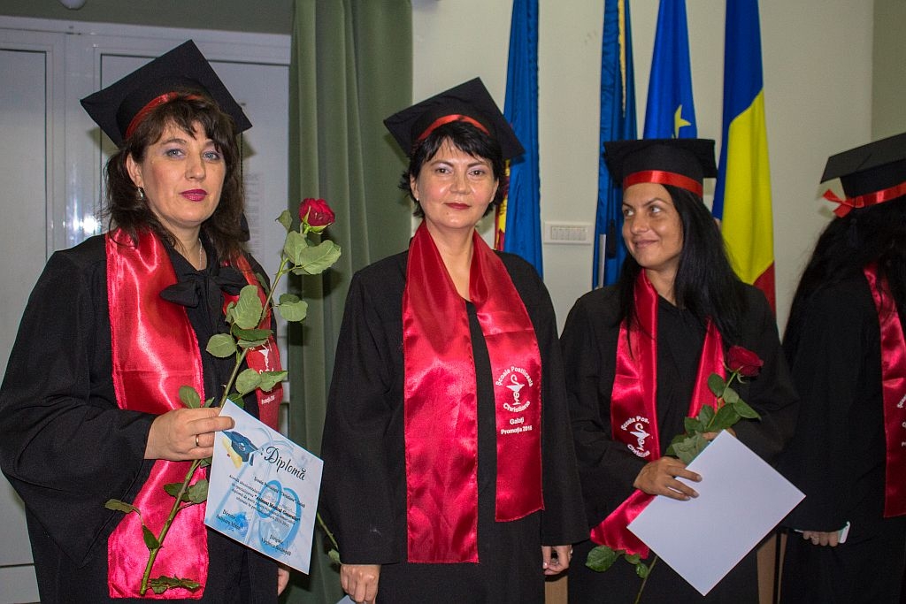 CURS FESTIV cu multă căldură şi emoţie. O nouă promoţie la Şcoala Sanitară Postliceală ”Christiana”