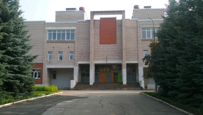 Atac armat la o școală din Rusia. Cel puțin nouă morți și 20 de răniți