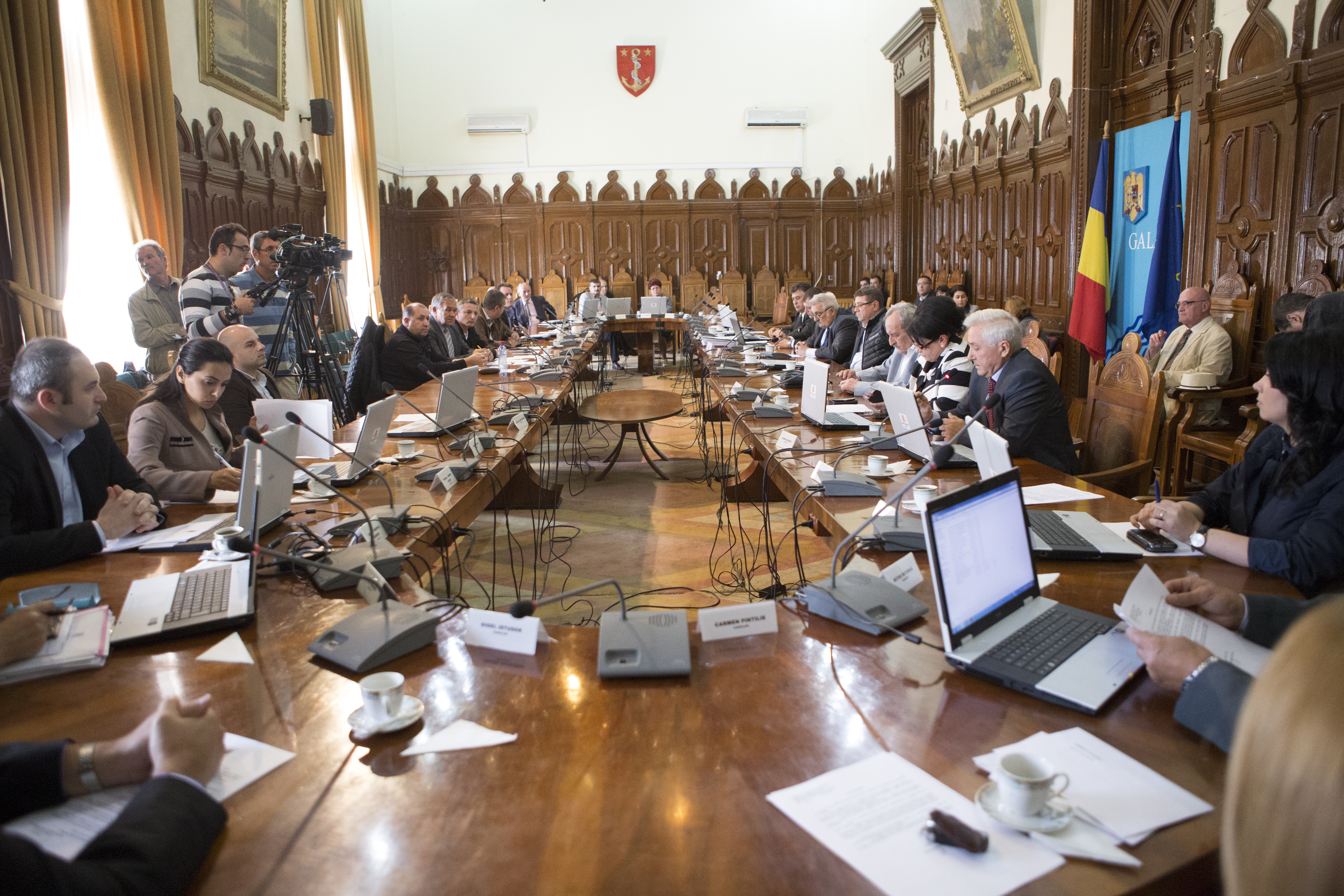 "Ordonanţa traseiştilor", DATE OFICIALE/ Cum au migrat aleşii locali din judeţul Galaţi